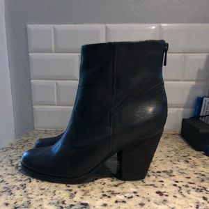 Arturo Chiang Hadley bootie